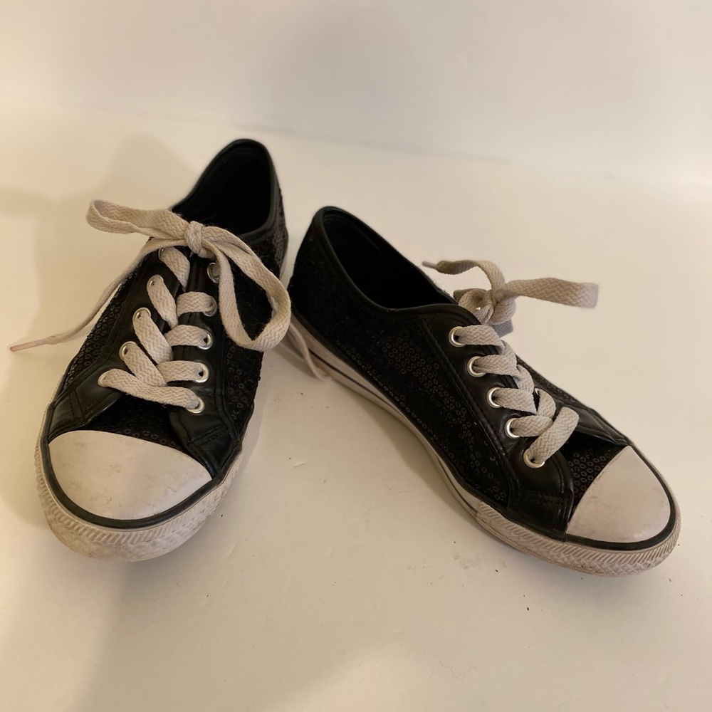Double Platinum - Black (CHUX) glitter sneakers, Size: 6